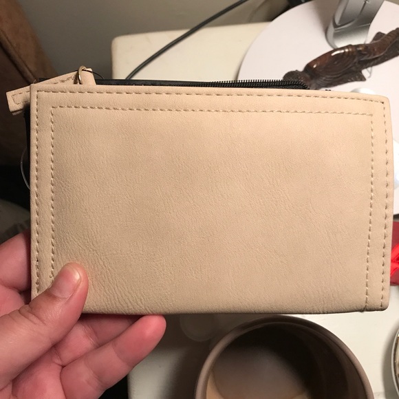 Nwt Joe’s Jeans Naomi slim wallet - Picture 2 of 5